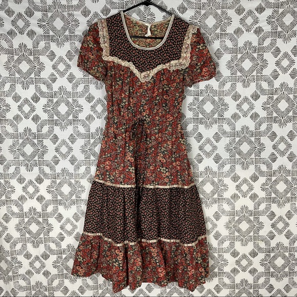 Vintage 70's Prairie Dress - Picture 10 of 11